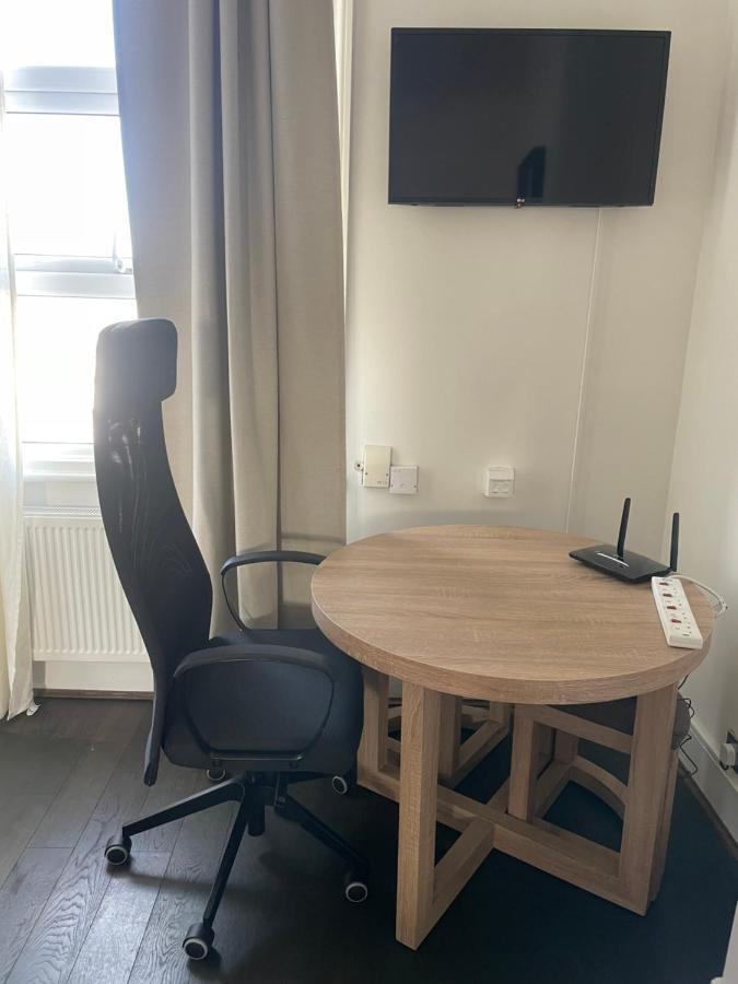 ロンドンEntire Luxurious Flat Sleeps 4 Personsアパートメント エクステリア 写真